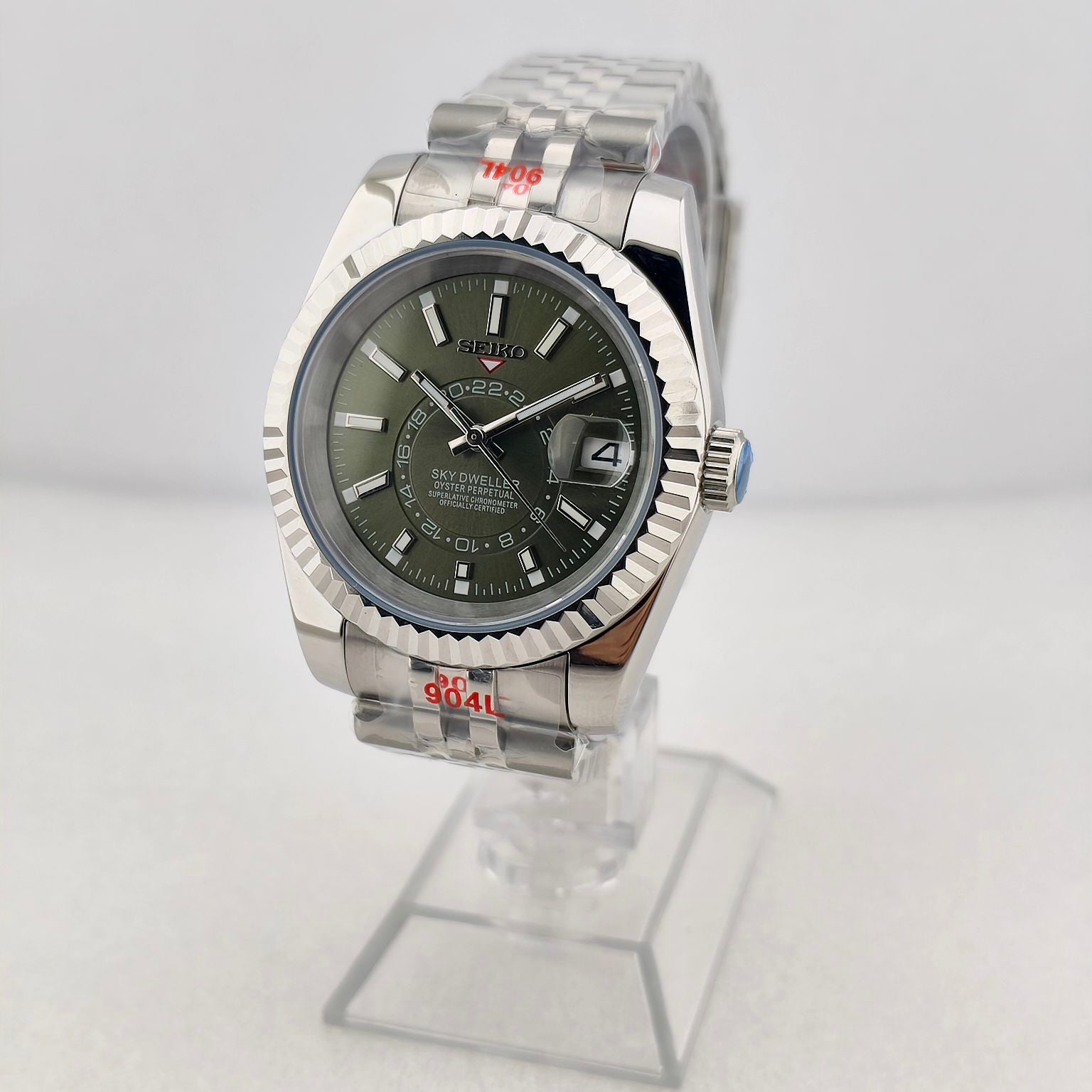Skyward Dweller olive green