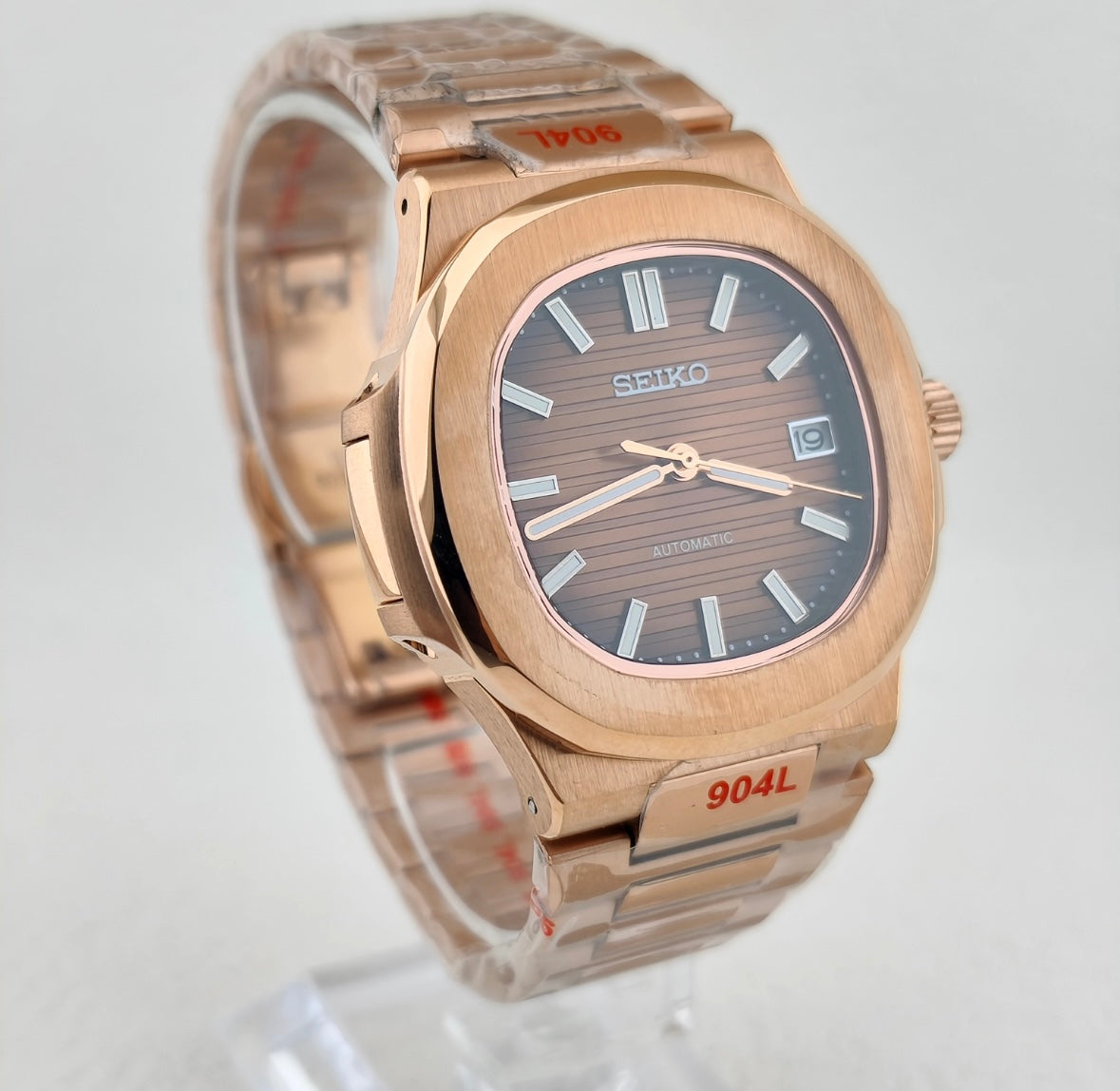 Rose Gold Nautiko