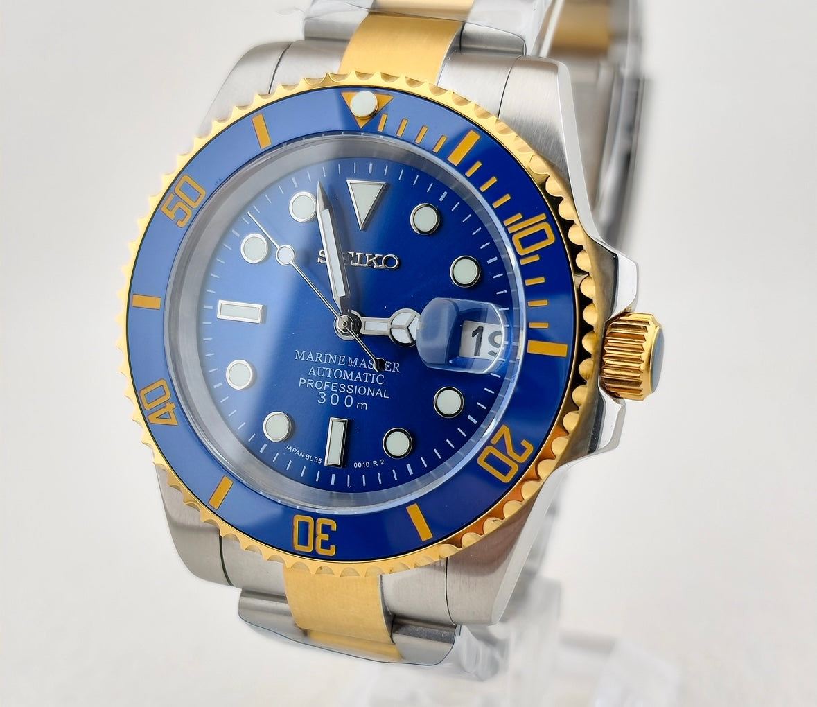 Seikomariner Sapphire Gold