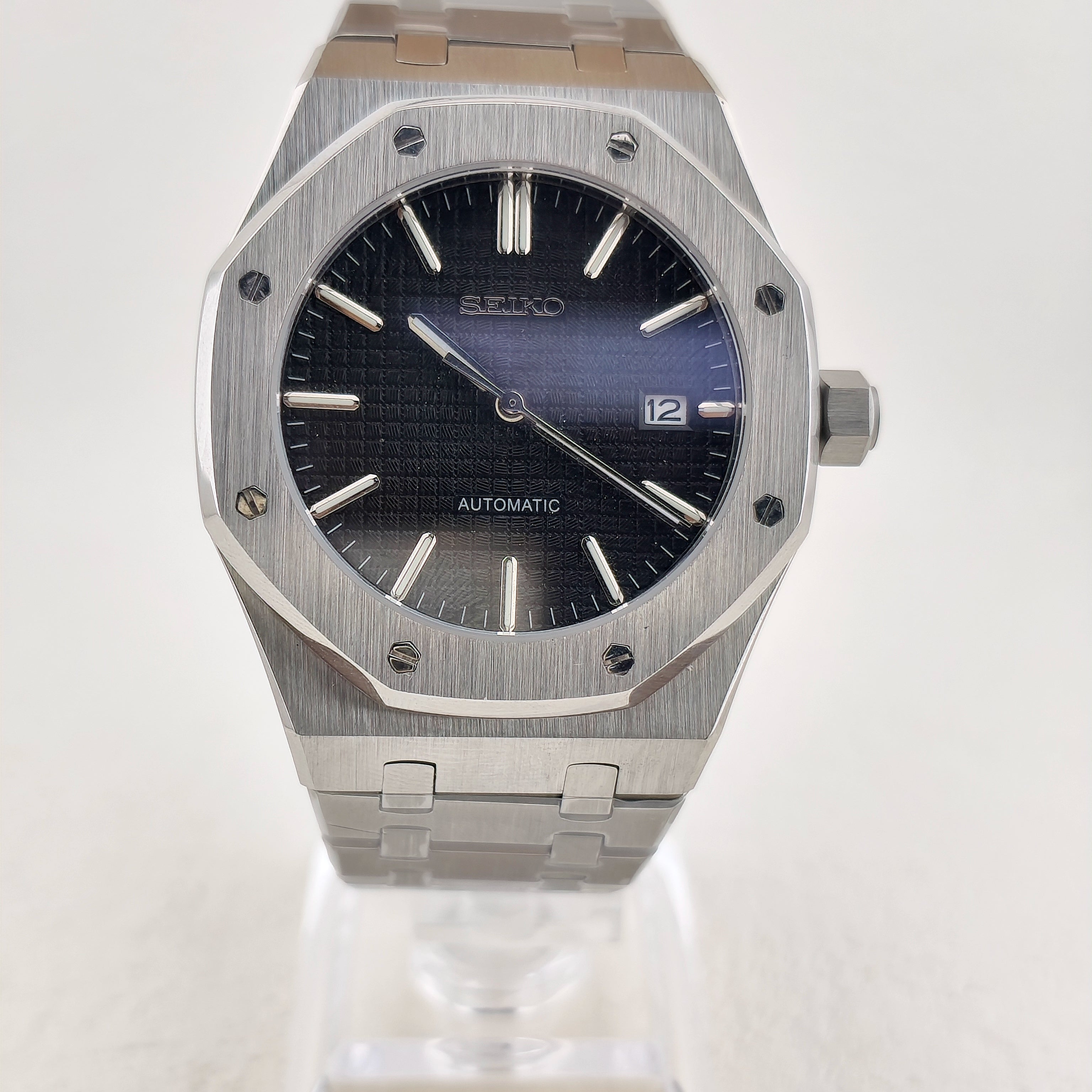 Royal style oak