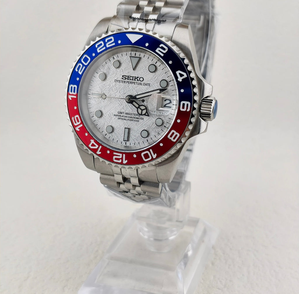 GMT Meteor Red/Blue