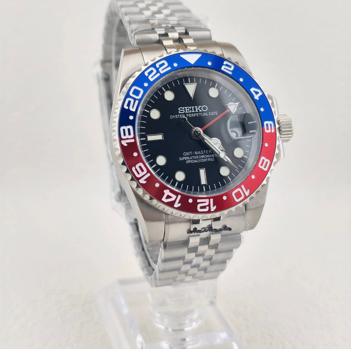 GMT-Red/blue date
