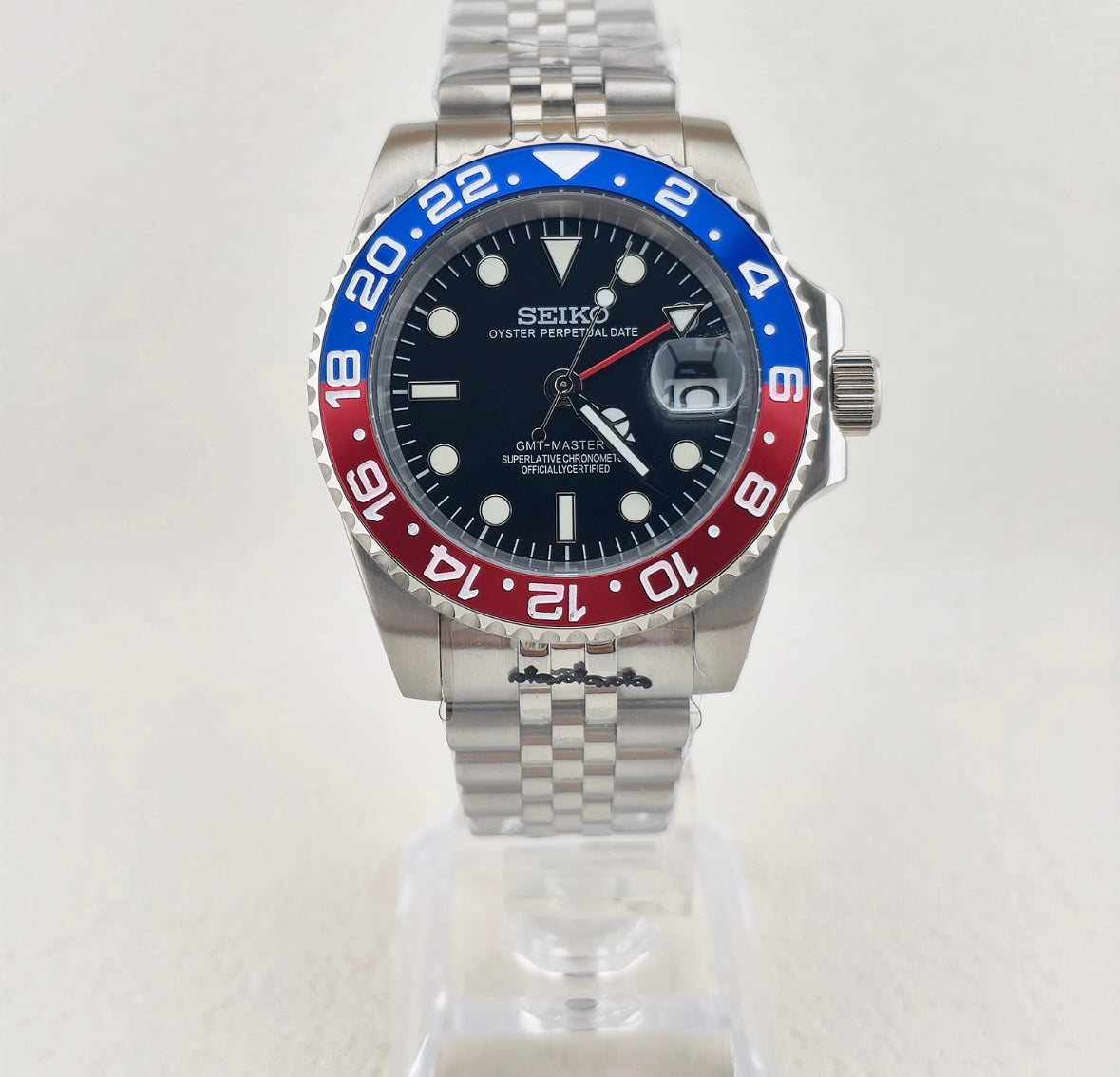 GMT-Red/blue date