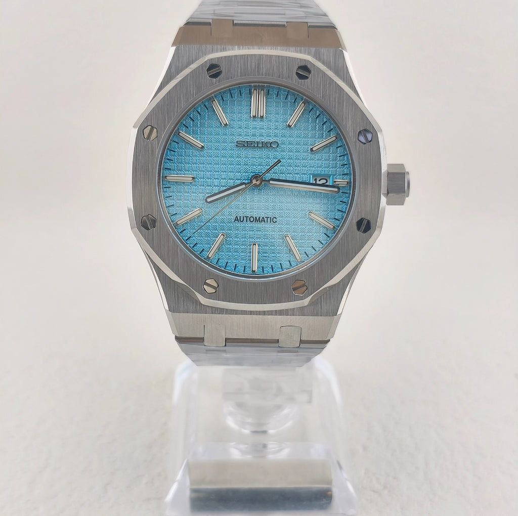 Royal style Tiffany blue